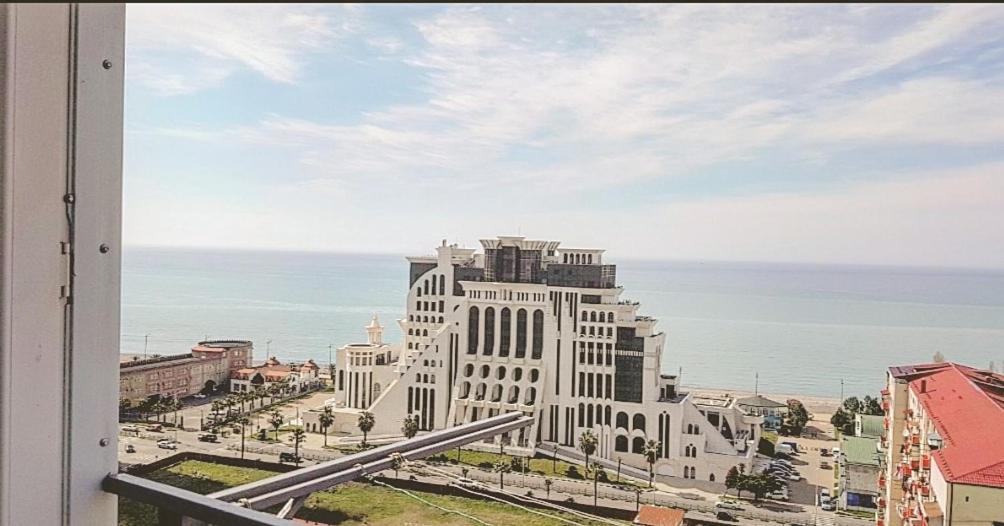 Sea Luxury Apartment Batumi Exterior photo
